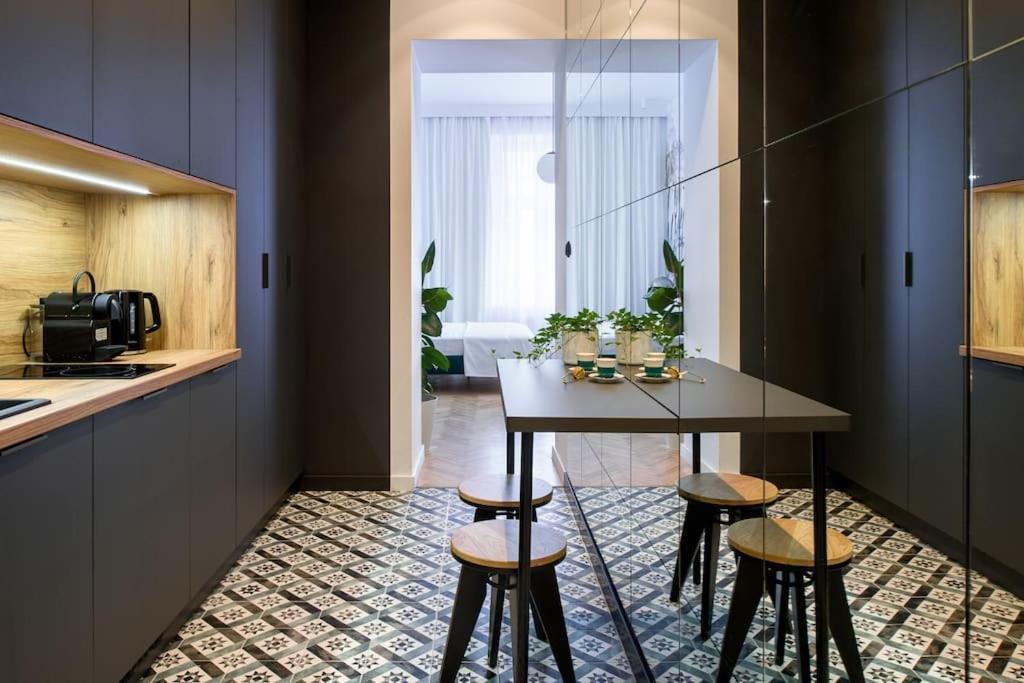 Green Oasis In The Centre Apartment Krakau